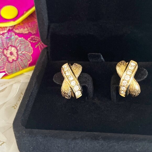 Christian Dior Petite Classic Rhinestone Vintage Clip-On Earrings - Picture 1 of 9